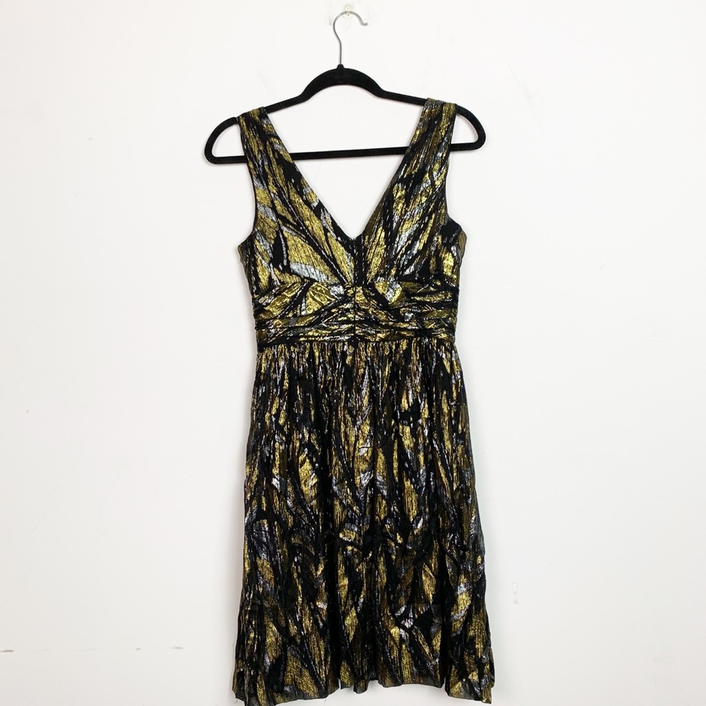 Trina Turk Gold Leaf Reina Dress Black Silk Size 6 - Picture 2 of 4